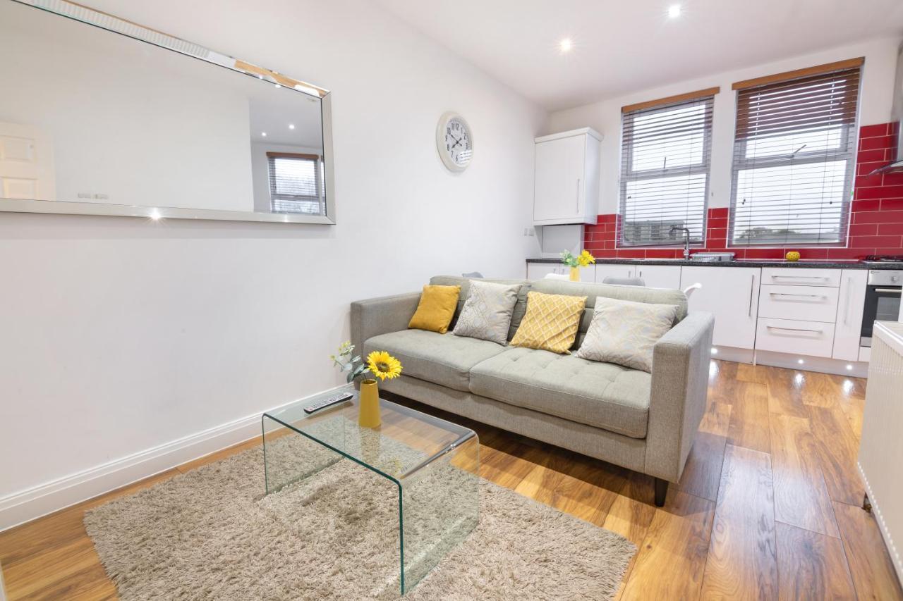 Modern Apartment Close To City Centre With Parking Leeds  Kültér fotó