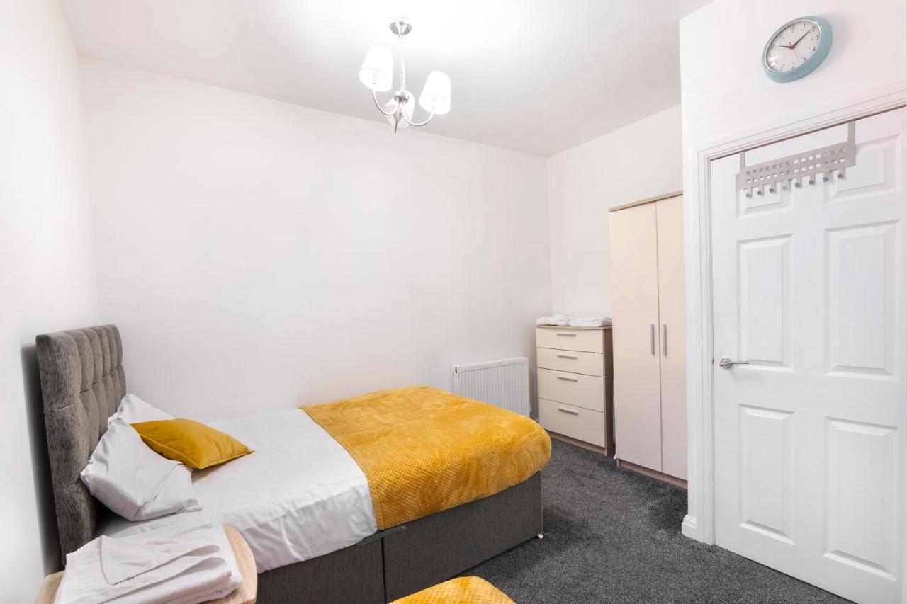 Modern Apartment Close To City Centre With Parking Leeds  Kültér fotó
